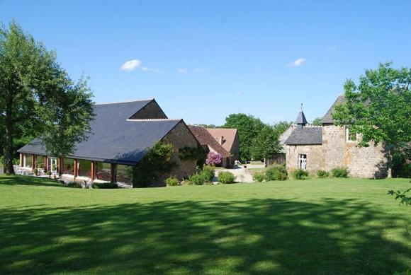 Joue-du-Bois Le Hameau De La Fouquiereヴィラ エクステリア 写真